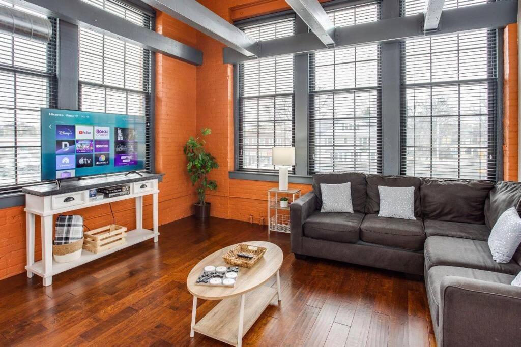 Centric Modern Loft W/ King Beds Apartment โรเชสเตอร์ ภายนอก รูปภาพ