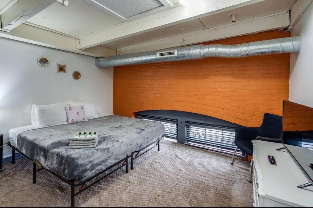 Centric Modern Loft W/ King Beds Apartment โรเชสเตอร์ ภายนอก รูปภาพ